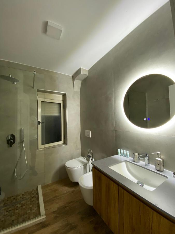 Ferienwohnung Lucas Downtown Tirana Exterior foto
